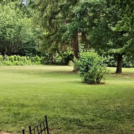 La Casanat Bed & Breakfast